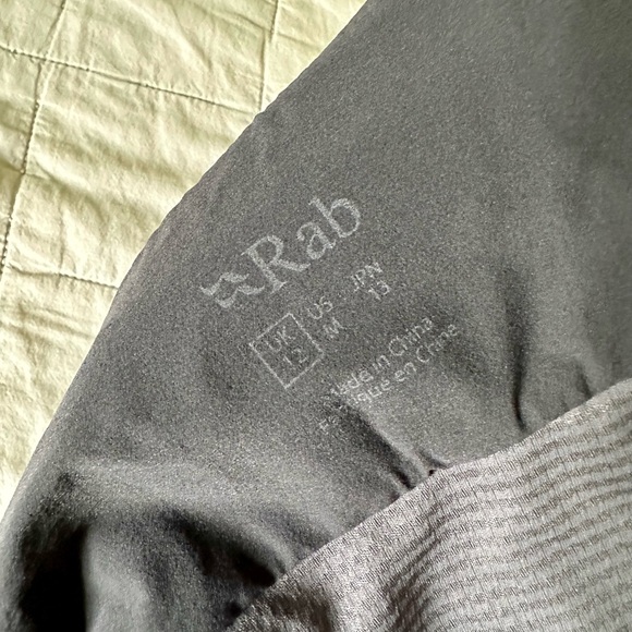 Rab Women's Talus Trail Light Shorts size US medium, UK 12 - Picture 5 of 6